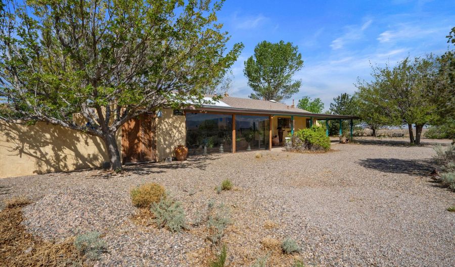 24 MORA Dr, Belen, NM 87002 - 2 Beds, 2 Bath