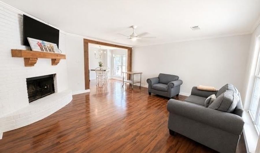 8124 Misty Oaks Ave, Baker, LA 70714 - 3 Beds, 2 Bath