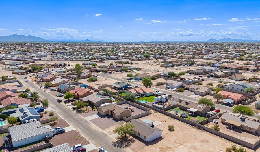 11177 W CAMBRIA Cir, Arizona City, AZ 85123 - 3 Beds, 2 Bath