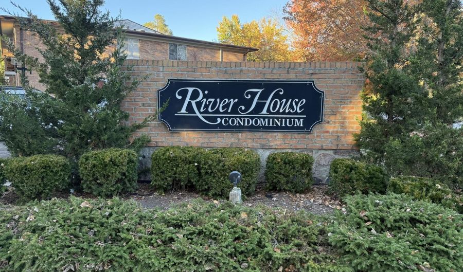 1253 Island Dr 102, Ann Arbor, MI 48105 - 2 Beds, 1 Bath