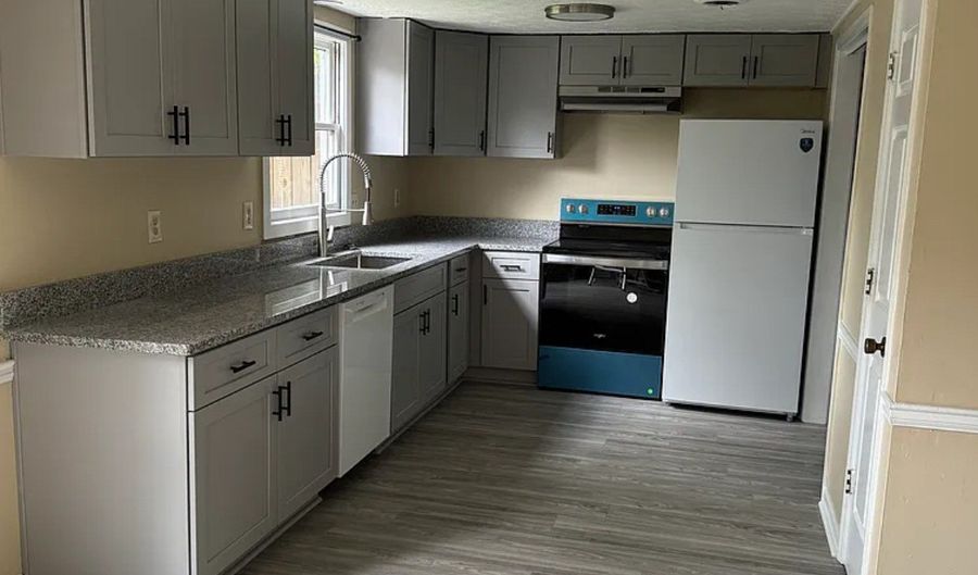 1775 S Milledge APT 20, Athens, GA 30605 - 2 Beds, 2 Bath
