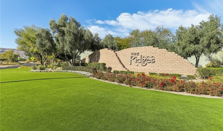 16 Garden Shadow Ln, Las Vegas, NV 89135 - 4 Beds, 5 Bath