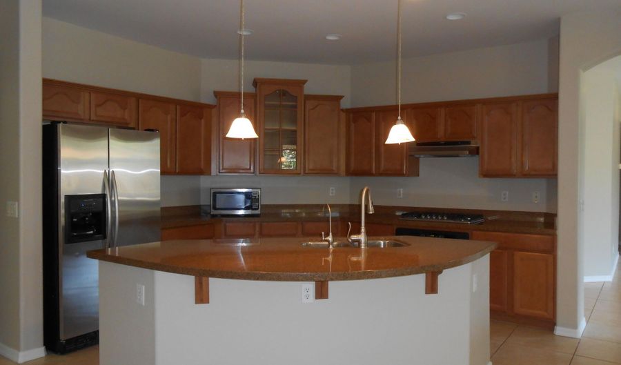 3077 E BLUE RIDGE Pl, Chandler, AZ 85249 - 3 Beds, 3 Bath