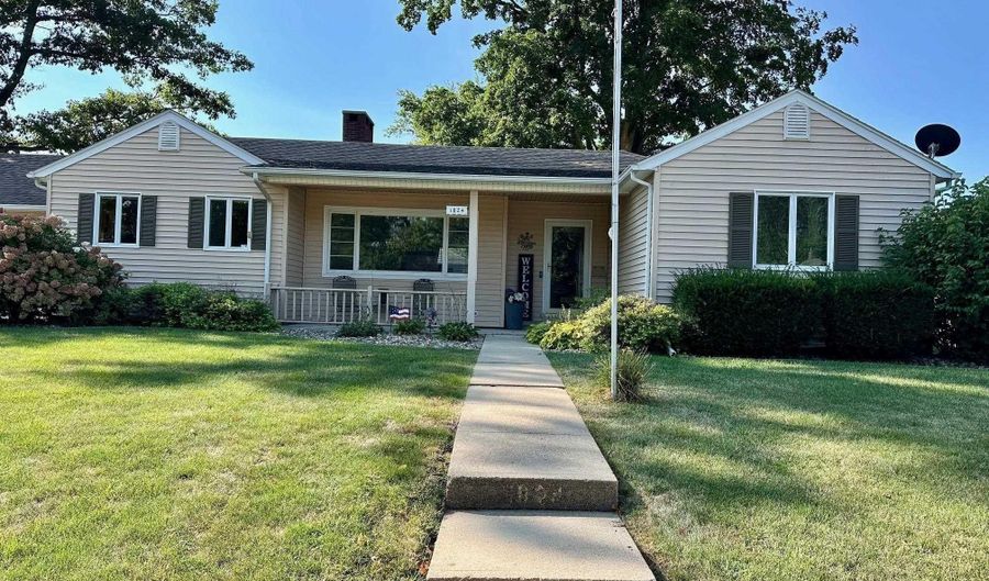 1824 Bryn Mawr Cir, Atlantic, IA 50022 - 3 Beds, 2 Bath