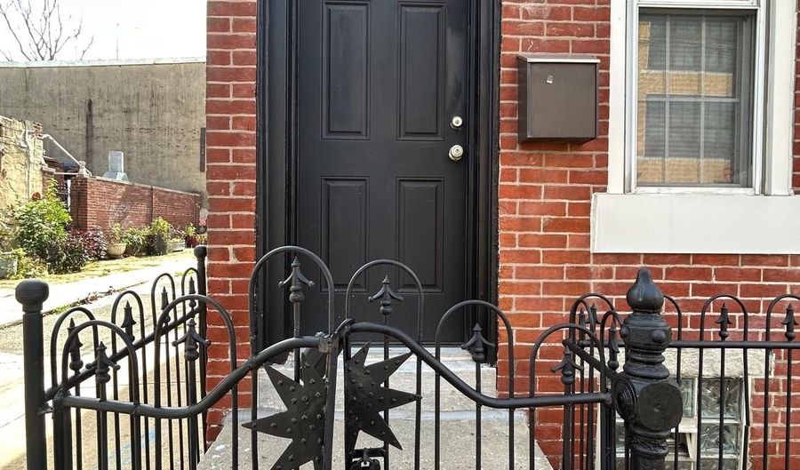 218 E WILDEY St, Philadelphia, PA 19125 - 3 Beds, 2 Bath