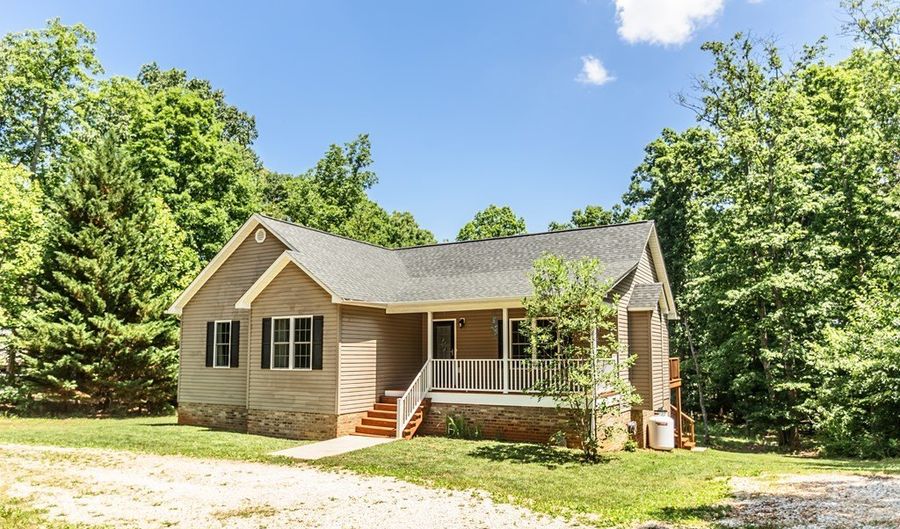 316 Tower Hill Rd, Appomattox, VA 24522 - 3 Beds, 2 Bath