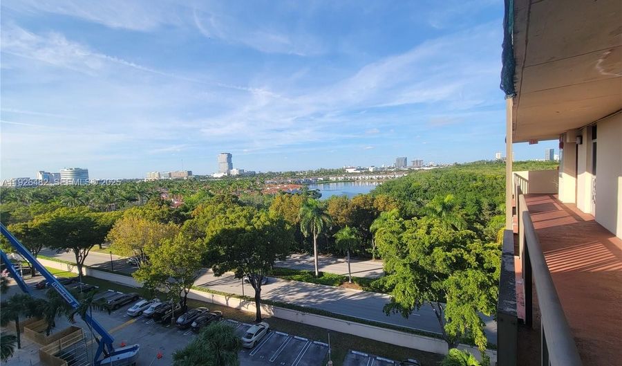 3301 N Country Club Dr 811, Aventura, FL 33180 - 2 Beds, 2 Bath