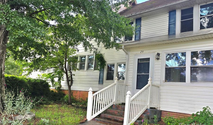 29 Willow St 31, Badin, NC 28009 - 3 Beds, 2 Bath
