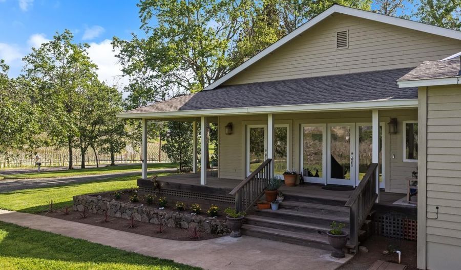 539 Keyes Ave, Angwin, CA 94508 - 3 Beds, 2 Bath