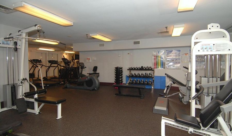 9803 TIFFANY HILL Ct #63, Bethesda, MD 20814 - 3 Beds, 4 Bath