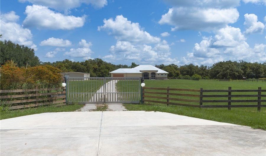 19801 N River Rd, Alva, FL 33920 - 4 Beds, 3 Bath