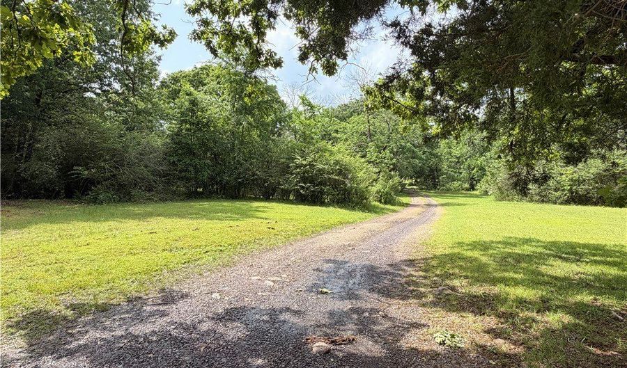 15127 Old Belleville Rd, Belleville, AR 72824 - 4 Beds, 2 Bath