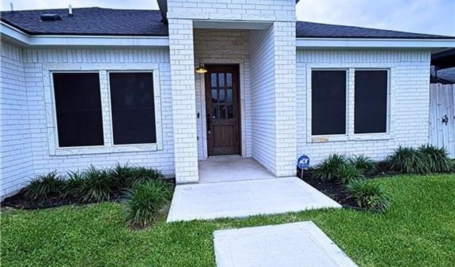 3300 E Bella Vista Ave, Alton, TX 78573 - 3 Beds, 2 Bath