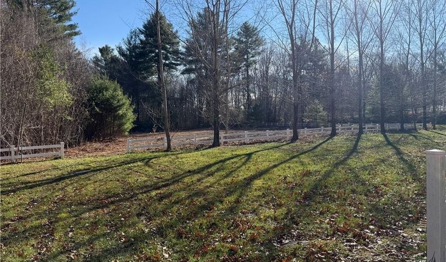 47 Hartford Pike, Foster, RI 02825 - 0 Beds, 0 Bath