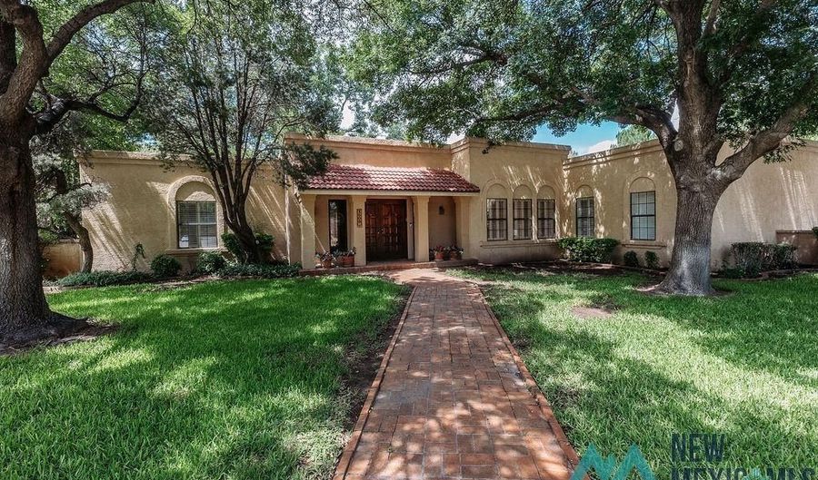 1508 Samoa Ct, Carlsbad, NM 88220 - 4 Beds, 4 Bath