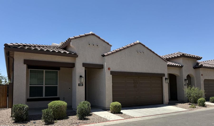 1255 N ARIZONA Ave 1235, Chandler, AZ 85225 - 3 Beds, 2 Bath
