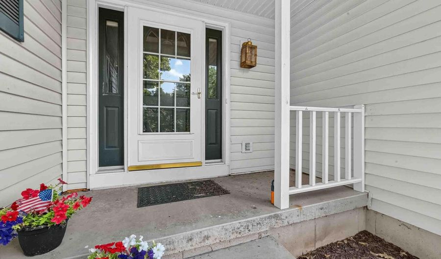 754 Sky Ridge Dr, Madison, WI 53719 - 3 Beds, 2 Bath
