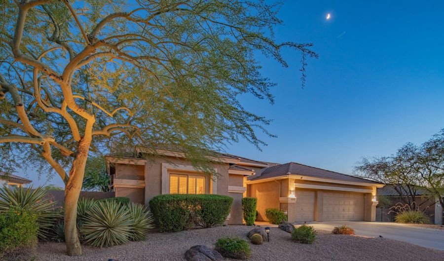 5401 E LONESOME Trl, Cave Creek, AZ 85331 - 3 Beds, 3 Bath