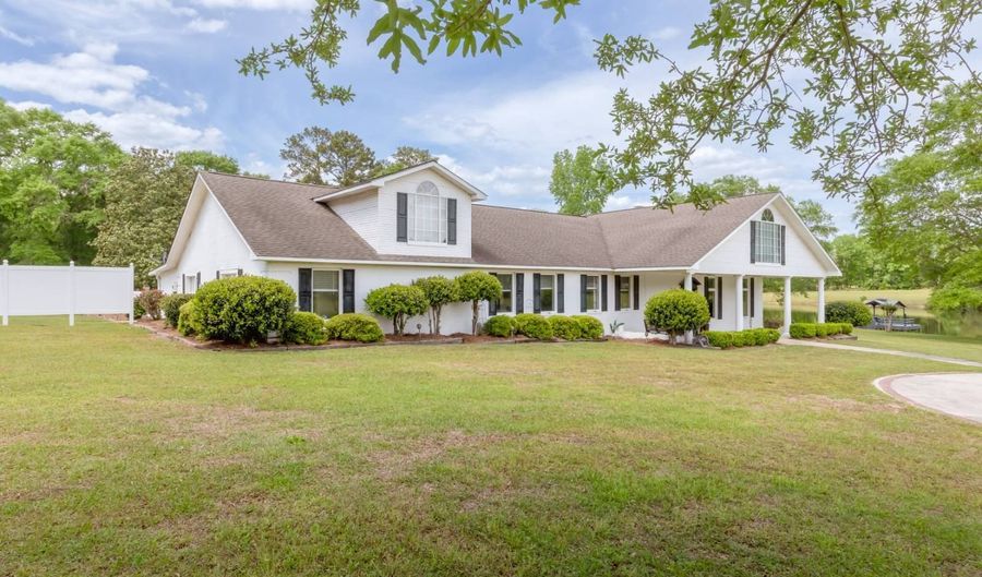 26511 Antioch Rd, Andalusia, AL 36421 - 6 Beds, 6 Bath