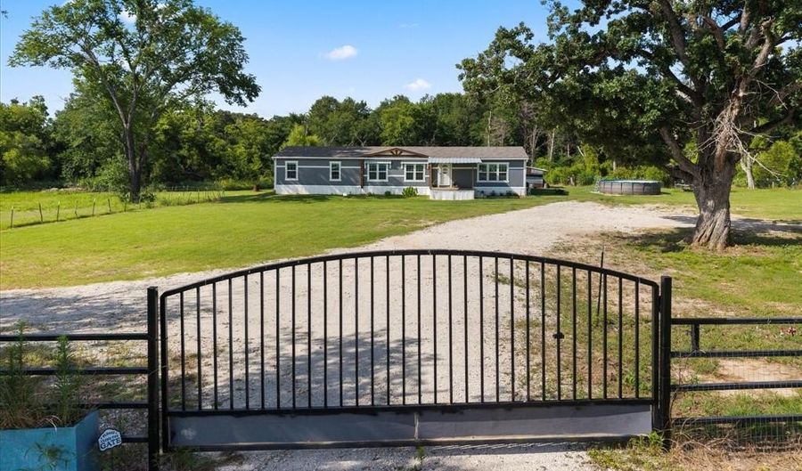 376 State Highway 179, Teague, TX 75860 - 4 Beds, 2 Bath
