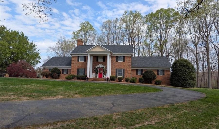 6352 Turnpike Rd, Archdale, NC 27263 - 0 Beds, 0 Bath