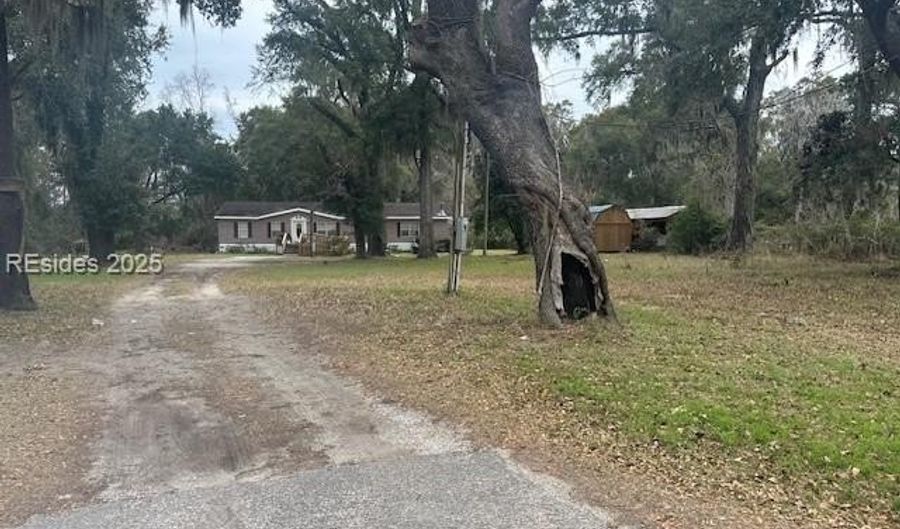 32 Glaze Dr, Beaufort, SC 29906 - 0 Beds, 0 Bath