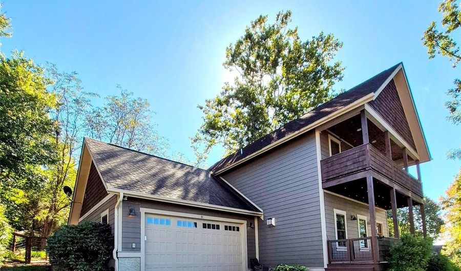 71 McLain St, Asheville, NC 28803 - 3 Beds, 3 Bath