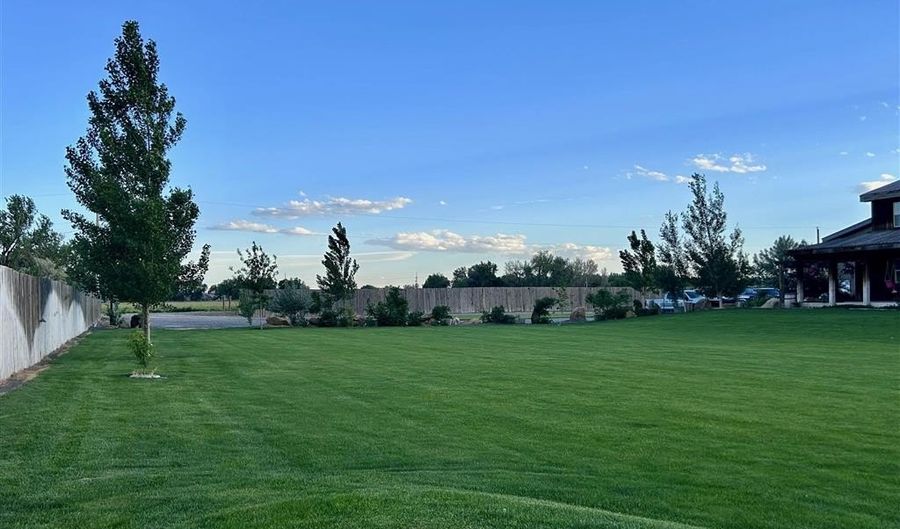 307 W Platte, Byron, WY 82412 - 4 Beds, 2 Bath