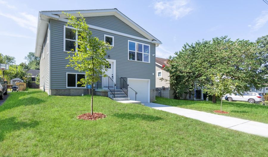 13123 10TH St, Bowie, MD 20715 - 6 Beds, 3 Bath