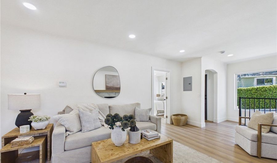 6148 Mount Angelus Dr, Los Angeles, CA 90042 - 3 Beds, 2 Bath