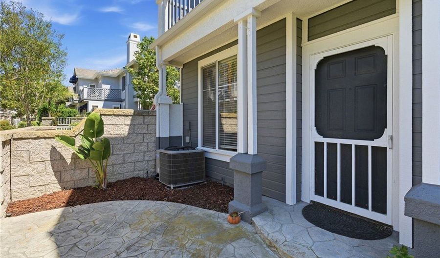 65 Carlsbad, Aliso Viejo, CA 92656 - 3 Beds, 3 Bath