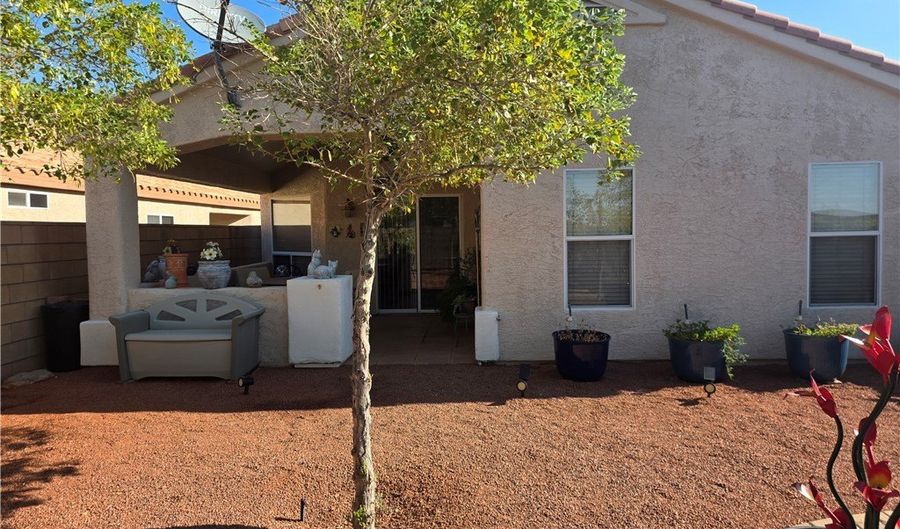 2450 Highland Trl, Bullhead City, AZ 86442 - 2 Beds, 2 Bath