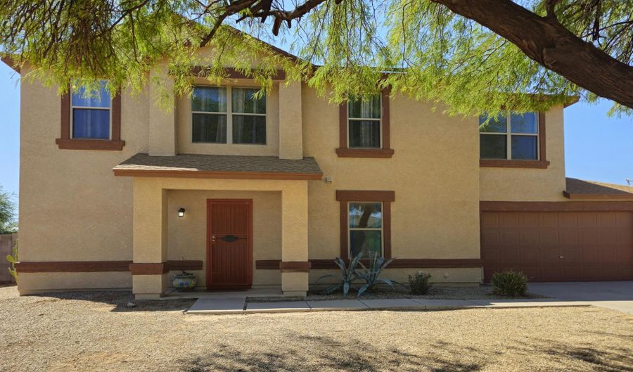 11943 W DELWOOD Dr, Arizona City, AZ 85123 - 3 Beds, 3 Bath