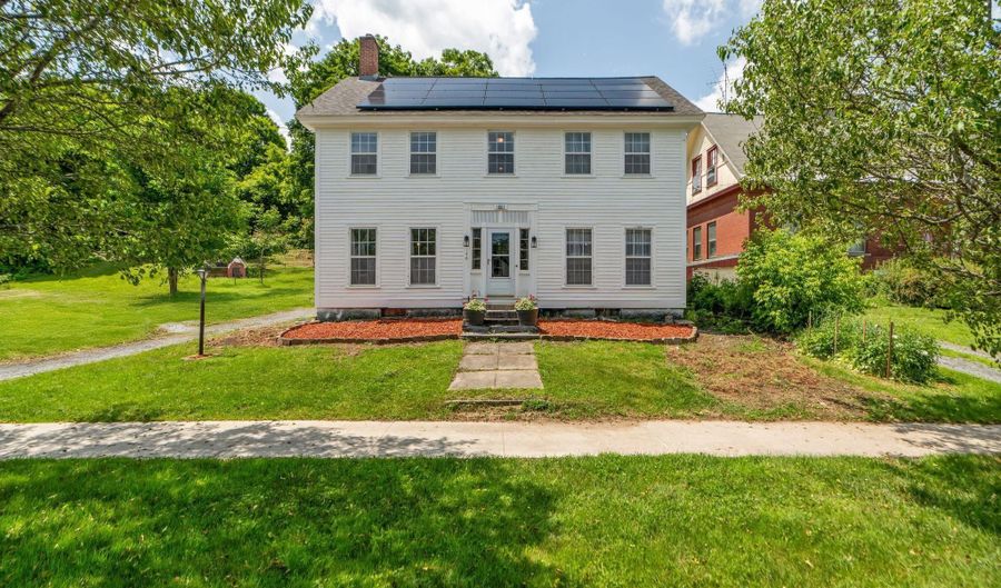 146 S Main St, Bradford, VT 05033 - 4 Beds, 2 Bath