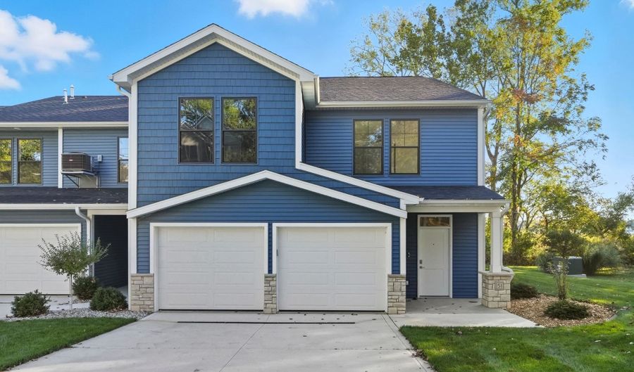 51 Lane 345 Cooked Lk, Angola, IN 46703 - 3 Beds, 3 Bath