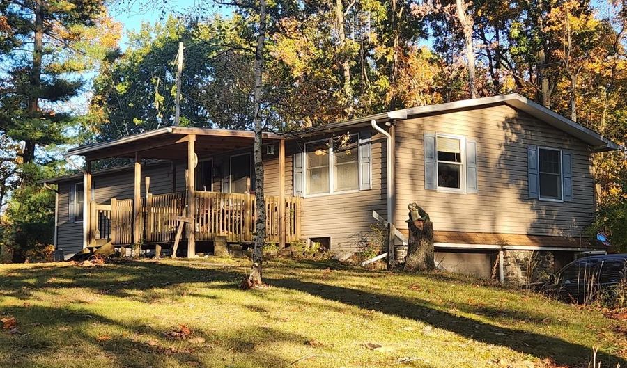 8490 W Us Highway 20, Angola, IN 46703 - 3 Beds, 2 Bath