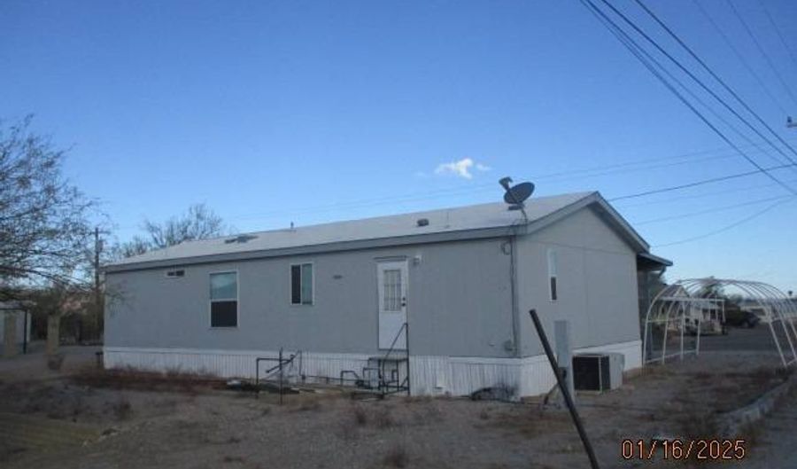 1159 W Lewis Rd, Ajo, AZ 85321 - 3 Beds, 2 Bath