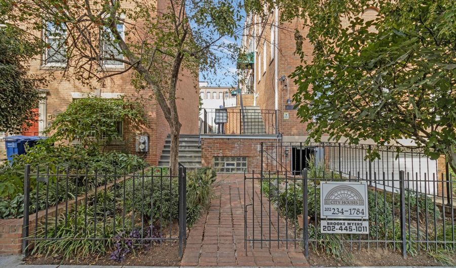1801 T St NW 10, Washington, DC 20009 - 1 Beds, 1 Bath