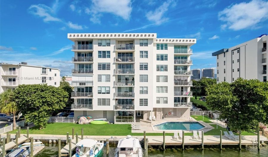 9250 W Bay Harbor Dr 5D, Bay Harbor Islands, FL 33154 - 2 Beds, 2 Bath