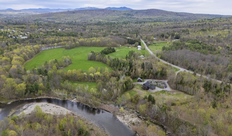 237 River Rd, Avon, ME 04966 - 9 Beds, 4 Bath