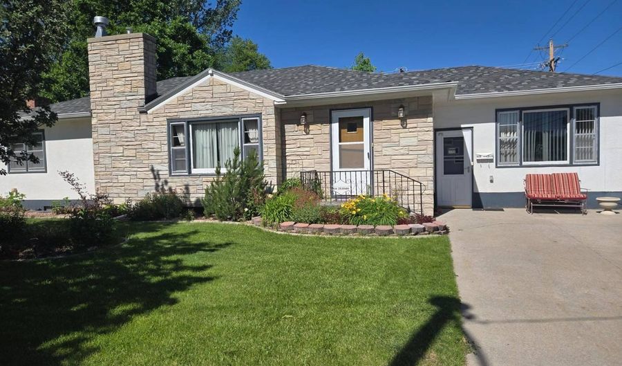 928 Colorado, Alliance, NE 69301 - 2 Beds, 1 Bath