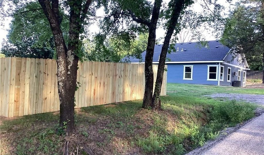 1303 Hoover Way, Alma, AR 72921 - 4 Beds, 2 Bath