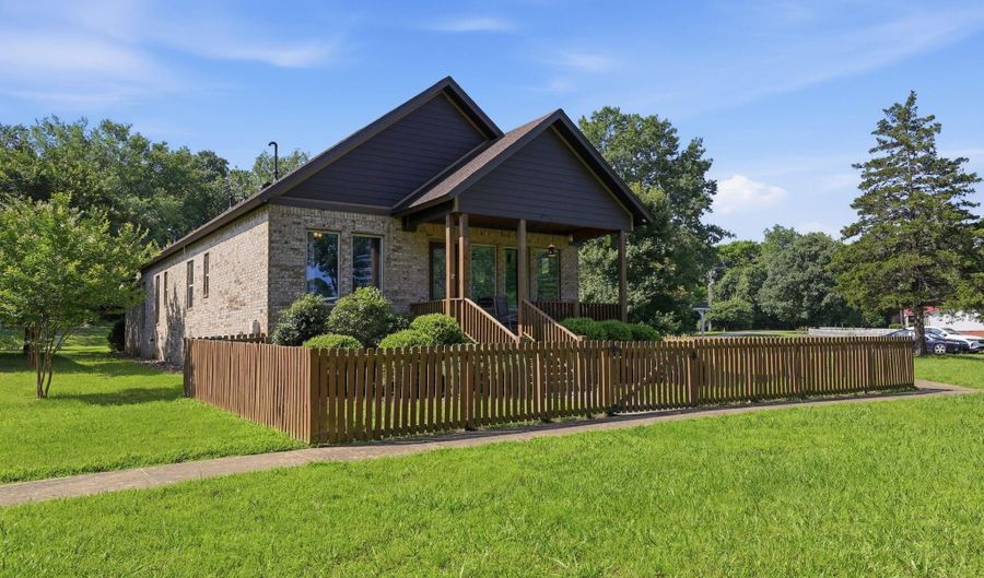 608 Cottage Ln, Benton, AR 72019 - 3 Beds, 2 Bath