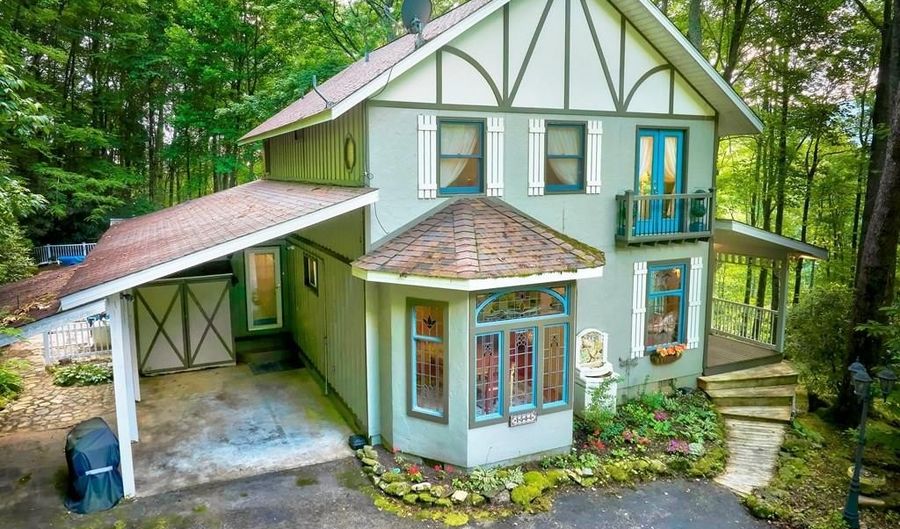 1504 Red Marble, Andrews, NC 28901 - 2 Beds, 3 Bath