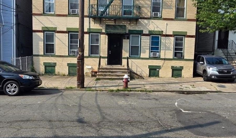 West 80th 18TH ST 6, Bayonne, NJ 07002 - 2 Beds, 1 Bath