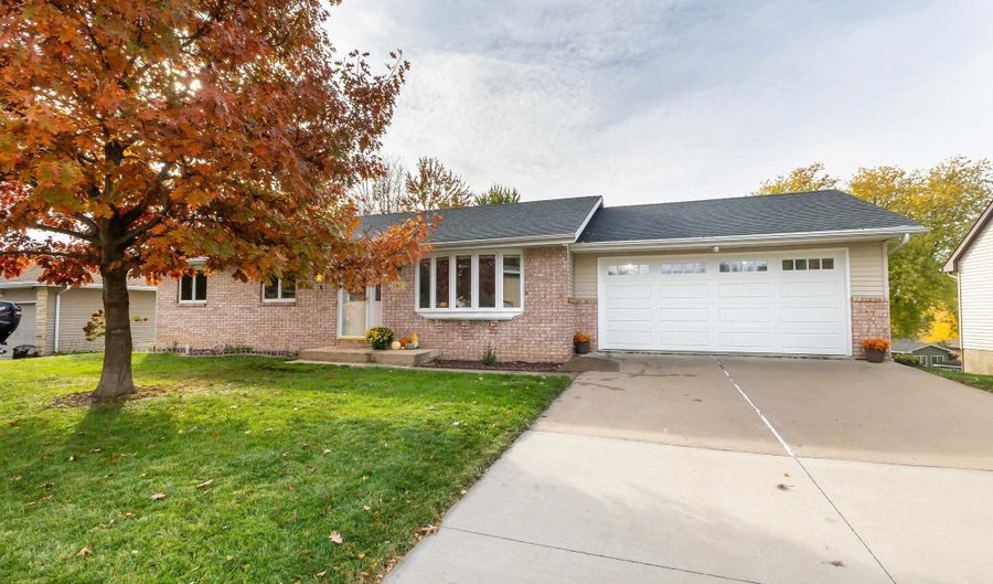 141 Summer, Asbury, IA 52002 - 3 Beds, 2 Bath