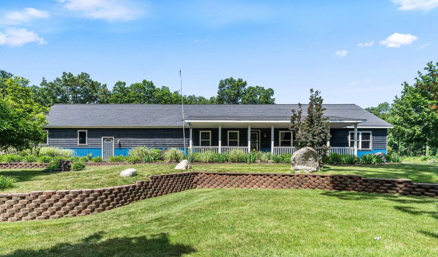 1780 Shady Ln, Allegan, MI 49010 - 4 Beds, 4 Bath