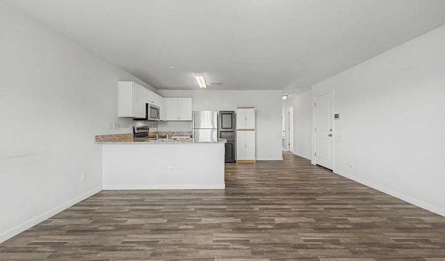 322 E WATSON Pl, Casa Grande, AZ 85122 - 3 Beds, 2 Bath