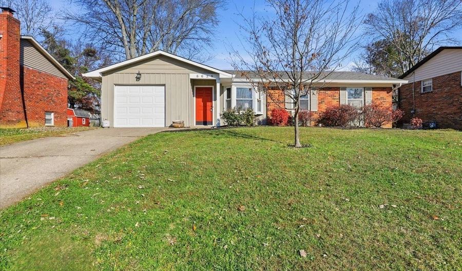 8638 Northport Dr, Anderson Twp., OH 45255 - 3 Beds, 2 Bath