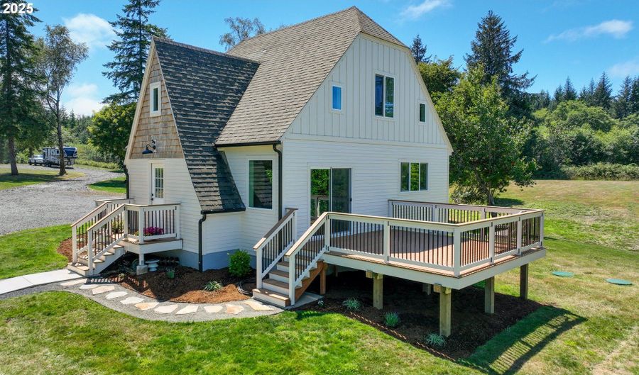 90635 SPRING Rd, Astoria, OR 97103 - 3 Beds, 2 Bath